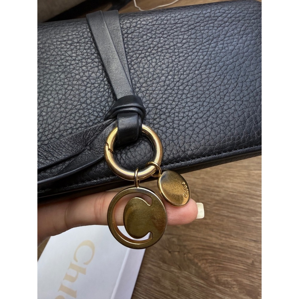 Chloé Black Leather Long Wallet with Gold-Tone Logo Charms - Picture 4 of 11